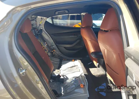 2024 Mazda Mazda3 2.5 Carbon Turbo z USA, uszkodzony, nr VIN JM1BPBYY3R1721043